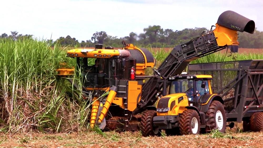 Mercado de colhedoras de cana no Brasil deve ter 2018 de estagnação ou até encolher Mercado de colhedoras de cana no Brasil deve ter 2018 de estagnação ou até encolher