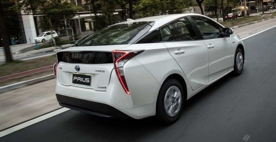 As vantagens ambientais de carros a etanol contra carros elétrico As vantagens ambientais de carros a etanol contra carros elétrico